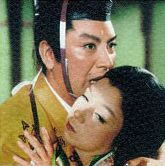 1953년 영화 《지옥문》에서 쿄 마치코(오른쪽)와