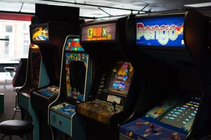 아케이드에 있는 비디오 게임들