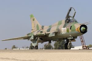  LARAF 수호이 Su-22M3 피터-H