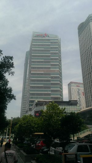 도심에 위치한 러타이 쇼핑 단지