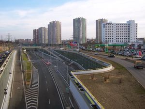 도로 중간 노선 (DK79), 카토비체 시내 중심가 아래 터널 출구