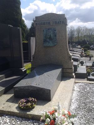 브뤼셀 이셀레스 묘지에 있는 이자이의 묘