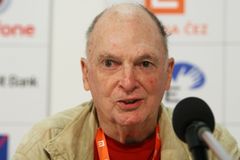 각본을 맡은 로렌조 셈플 주니어