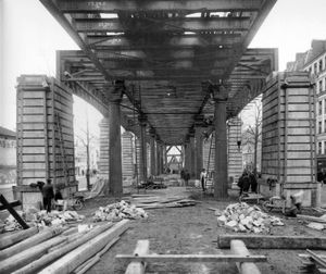 슈발레레 역 건설, 1903년