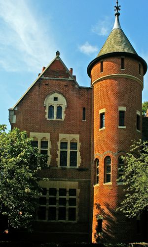 타워 하우스: 버지스의 예술 궁전