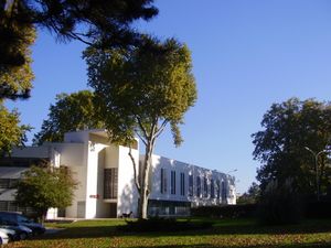 Enssib 건물 사진