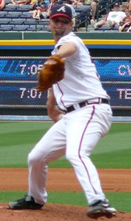 2007년 애틀랜타 브레이브스에서 투구하는 칼라일