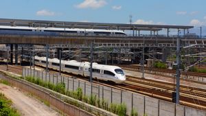 후쿤 여객 전용선을 허푸 여객 전용선이 오버 크로스하는 구조의 상라오역