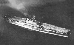 누메아에서 수리 중인 엔터프라이즈 (1942년 11월)