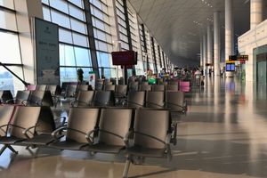 정저우 신정 국제공항 대기 구역