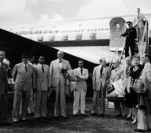 스칸디나비아 항공은 한때 콜카타까지 운항했던 많은 유럽 항공사 중 하나이다. 사진은 콜카타행 첫 취항 모습이다.