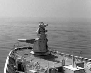 골키퍼 CIWS는 영국 인빈시블급 항공모함에 탑재되어 있다.