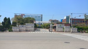 제1캠퍼스 입구