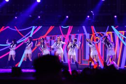 2012년 11월 "Sexy Love" 공연 중인 티아라