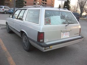 1986–1988 플리머스 릴라이언트 스테이션 왜건