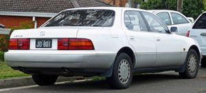 1990–1992 렉서스 LS 400 (UCF10R; 호주)
