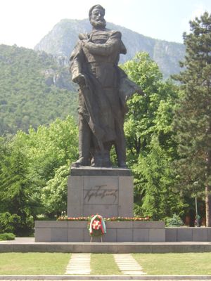 흐리스토 보테프 기념비