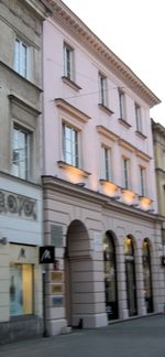 바르샤바의 번화가 신세계 거리 47번지. 콘래드는 1861년, 3세 때 부모와 함께 이곳에 살았다.