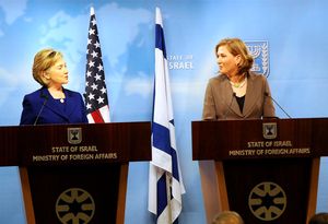 리브니와 미국 국무부 장관 힐러리 로댐 클린턴, 2009년