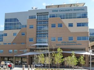 UNM 어린이 대학 병원(Children's Hospital)