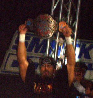 게레로는 전 ECW 챔피언이다.