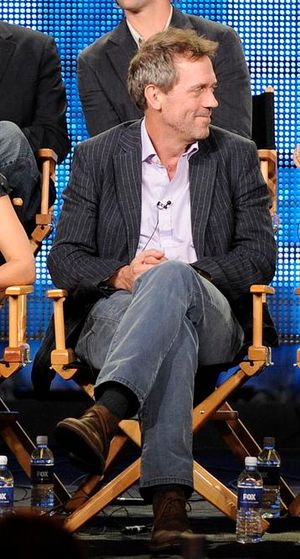 휴 로리(Hugh Laurie, 사진), 하우스 역을 연기했다.