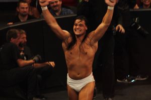 댈러스가 2014년 승리를 축하하고 있다