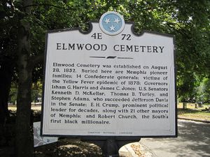 포리스트 가문의 여러 구성원이 멤피스의 엘름우드 묘지에 묻혀 있다.