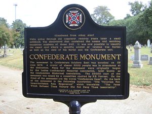 포리스트는 묘지에 남부 연합 기념비를 세우기 위한 기금 모금을 도왔다.