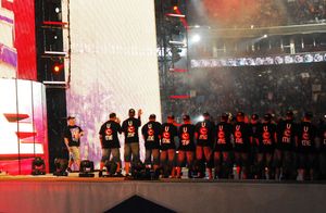 존 시나, 레슬매니아 25에서 등장하여 엣지와 빅 쇼에게 월드 헤비웨이트 챔피언십 도전을 했다.