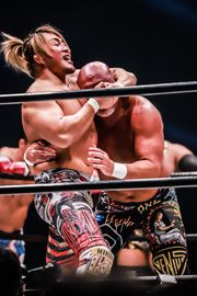 2022년 10월 30일 노아 아리아케 트라이엄프 2022에서 무토 케이지를 상대하는 다나하시 히로시