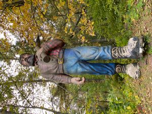 릭 하인리히스가 제작한 오리지널 폴 버니언 조각상