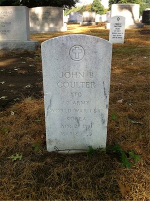 알링턴 국립묘지에 있는 존 B. 콜터 중장의 묘.