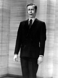 1969년 영국 This Is Tom Jones에서 공연하는 칼린