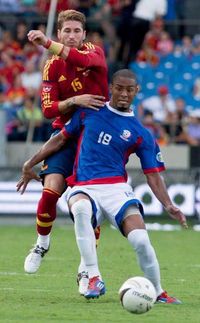 엑토르 라모스는 푸에르토리코의 최다 득점자이자 최다 출장 선수이다.