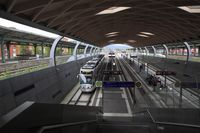 카셀 중앙역의 레기오 트램용 승강장, 지하 터널로의 접근을 위해 경사로가 있다