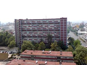 Multifamiliar 미겔 알레만}}