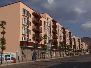 쓰촨성 닝난 현의 저렴한 임대 주택