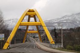 니세코대교 (2011년 4월)