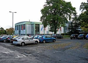 튜더 그레인지 레저 센터