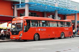 현대 유니버스 스페이스 정측면