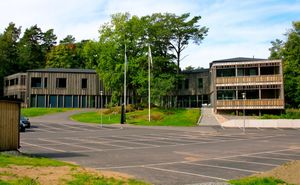 Kamratgården의 개요.