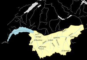 스위스 알프스 계곡을 흐르며 제네바 호수에 이르는 론강.