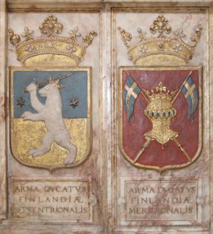 구스타브 바사의 묘, 사타쿤타와 핀란드 본토의 문장이 보인다.