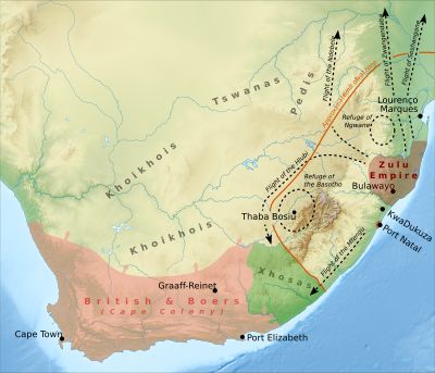 2px solid}} 소상가네, 즈방겐다바, 은데벨레, 훌루비, 은과네, 바카, 조츠, 음펭구 등이 이에 해당한다. 이들은 폰도, 템부, 코사 문화에 동화되어 보호를 받으며 살았다.