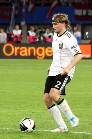 슈멜처, 독일에서 플레이