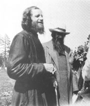 폴리카르포프와 라스푸틴(오른쪽) 1916년