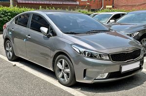 기아 더 뉴 K3 정측면