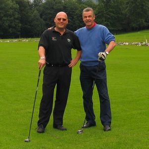 2005년의 히츠펠트(오른쪽)