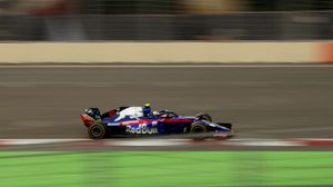 피에르 가슬리의 토로 로쏘 STR14